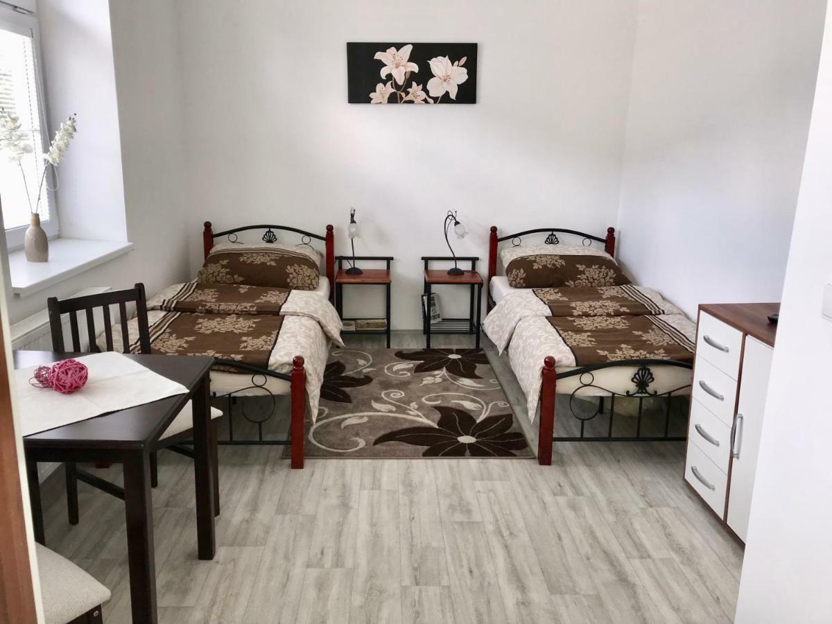Apartmany Dagmar Mariánské Lázně Exteriör bild